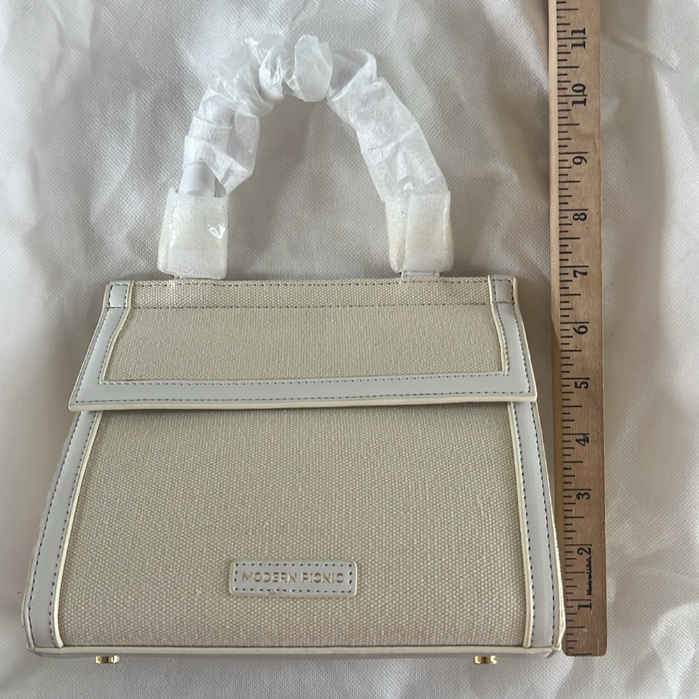 Modern Picnic Mini Canvas Luncher/Purse - Picture 10 of 11
